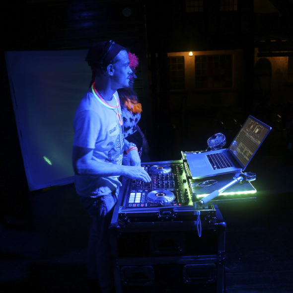 Camping Californie Plage - Les activités et animations - Soirée DJ