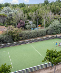 Camping Californie Plage - Activities and entertainment - Aerial view of the sports area