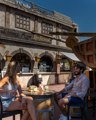 Camping Californie Plage - Bar et restaurant \"Le black Pearl\"