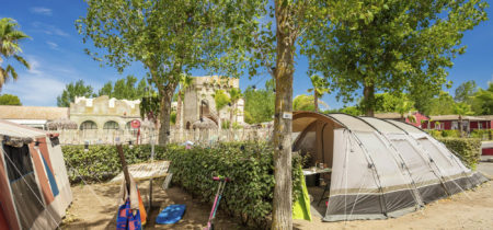 Camping Californie Plage - Hébergements - Emplacement confort de 80 m² pour tente