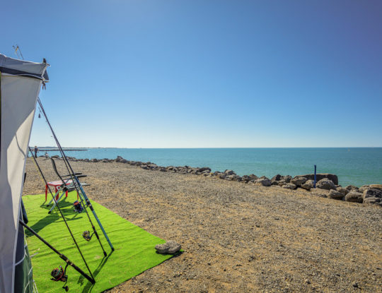 Camping Californie Plage - Hébergements - Emplacement vue mer