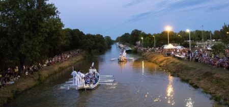 Camping Californie Plage - Actualité - Tournoi de joutes nocturne à Vias