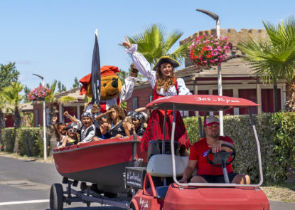 Camping Californie Plage - Journée pirates au club enfants