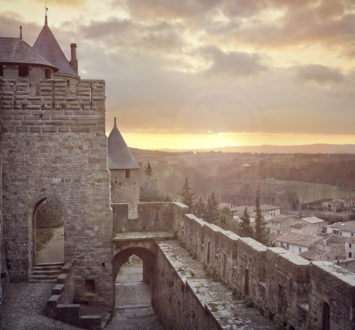 Camping Californie Plage - The region - view of the Cité of Carcassonne