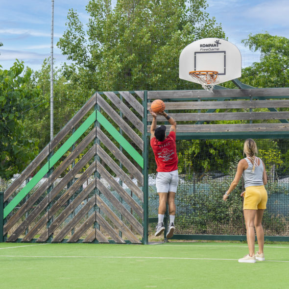 Camping Californie Plage - Galerie photo - Terrain de basket 