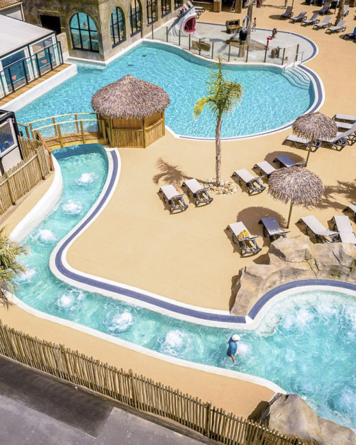 Camping Californie Plage - Photo gallery - Aerial view of the hot tubs and the outdoor swimming pool